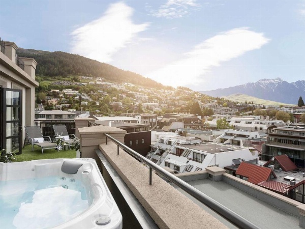 Sofitel Queenstown Hotel & Spa image 12